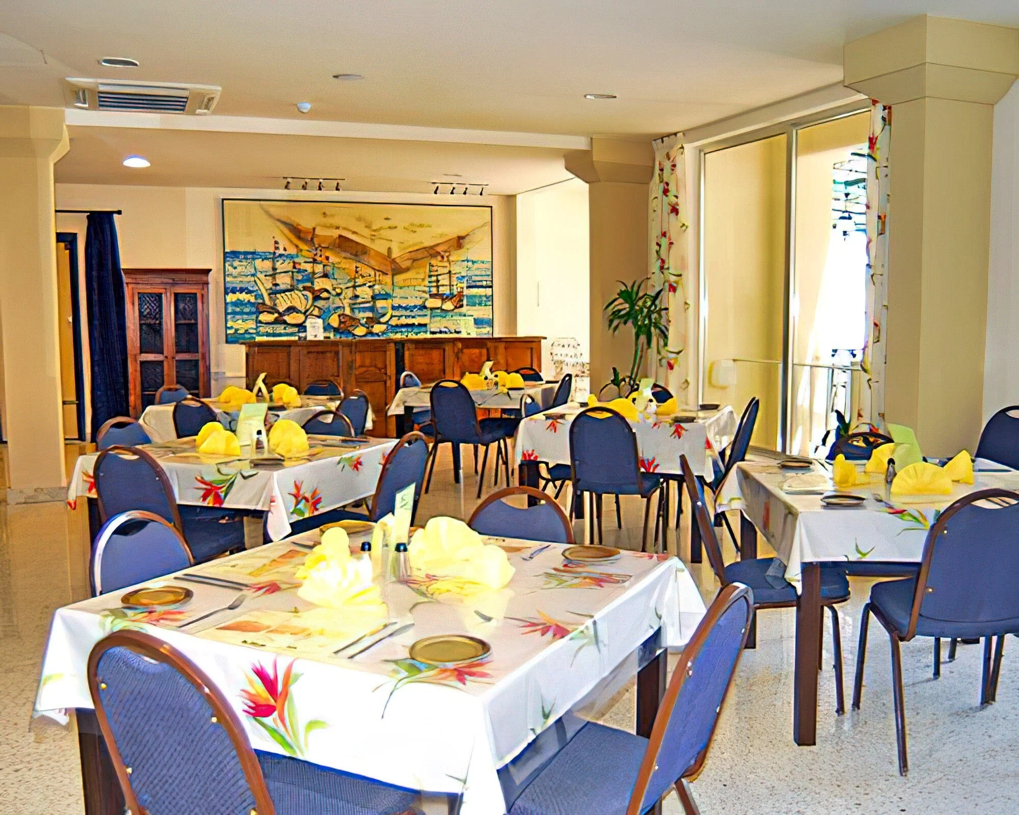 Club Riza - Image 7