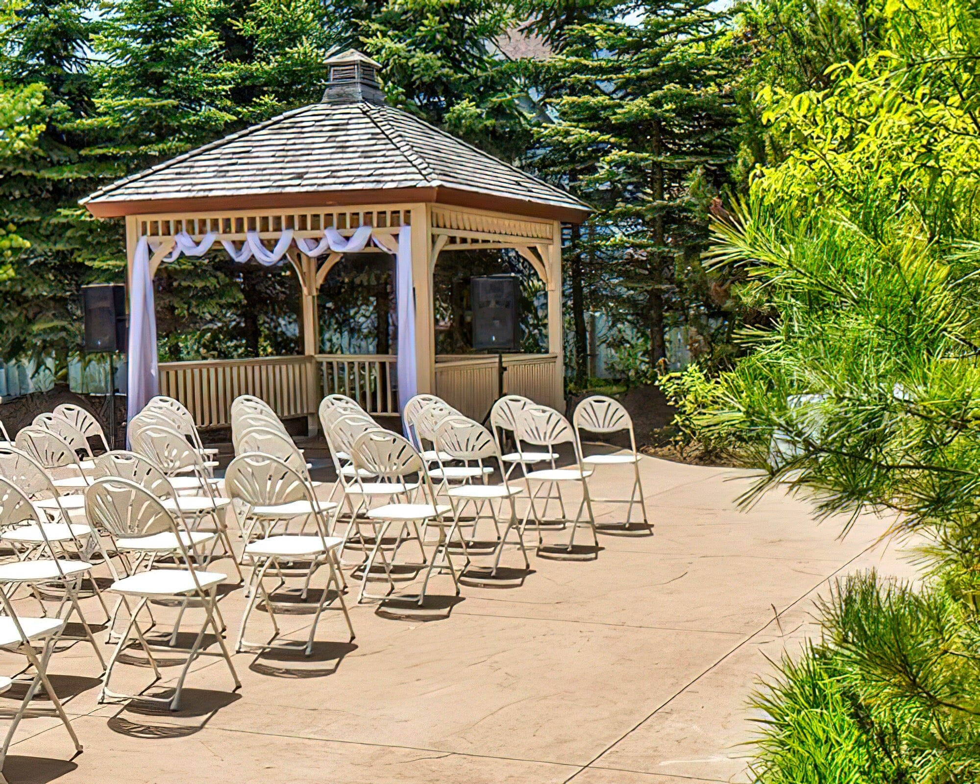 Georgian Bay Hotel - Image 9