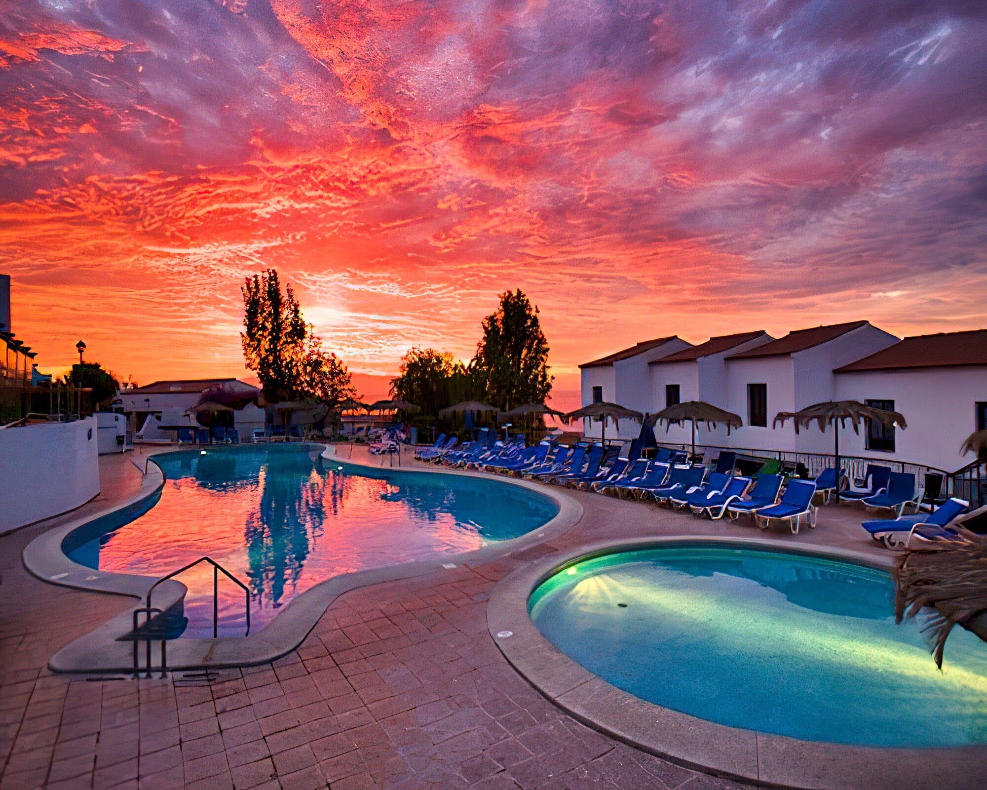 Las Rosas Resort - Image 5