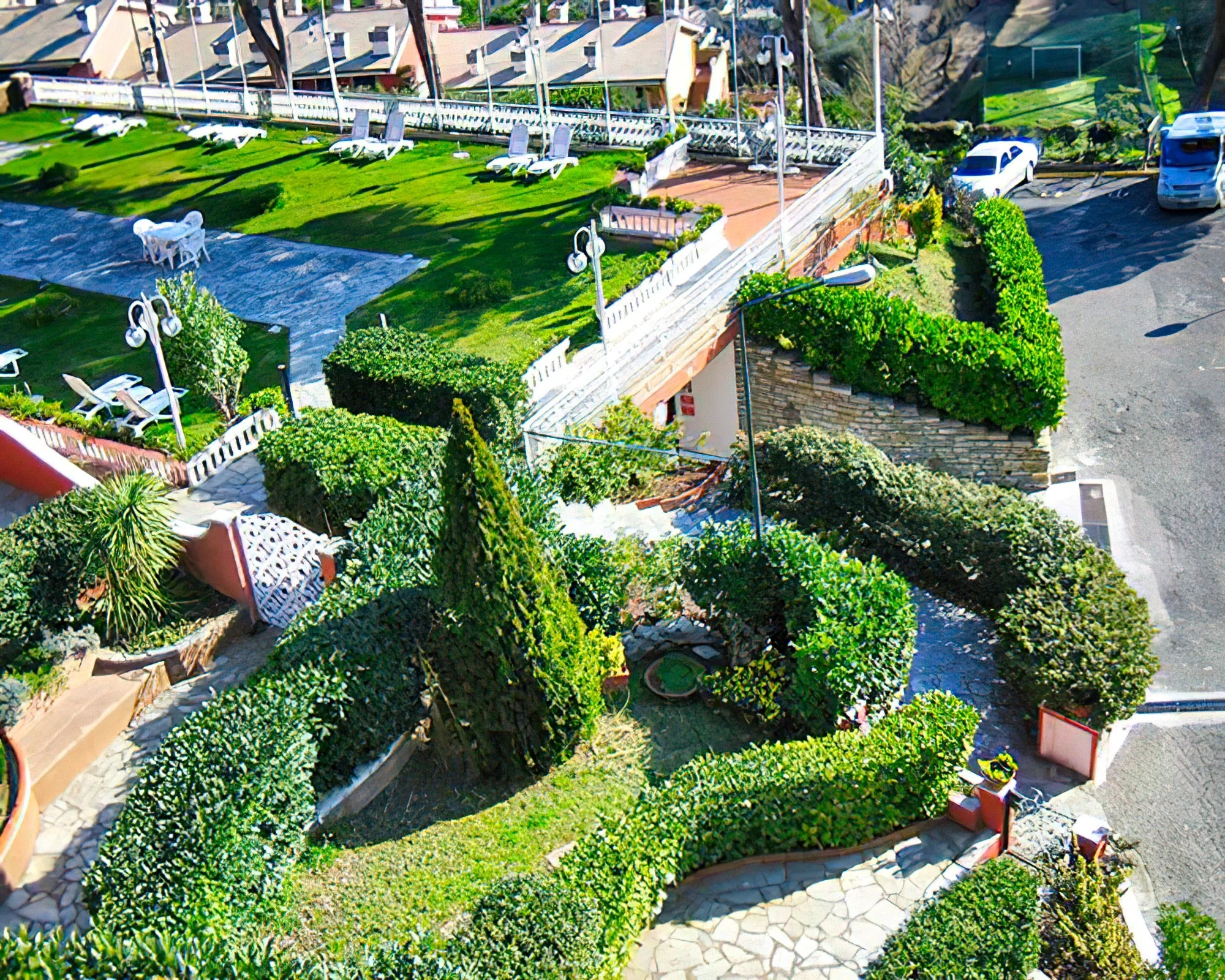 Portofino Est Residence - Image 18