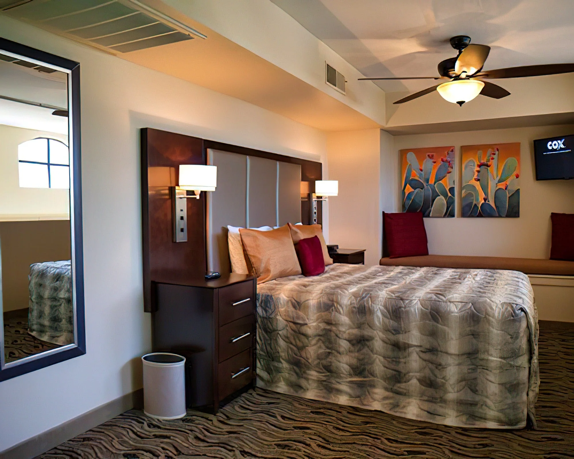Scottsdale Camelback Sapphire Resort - Image 29