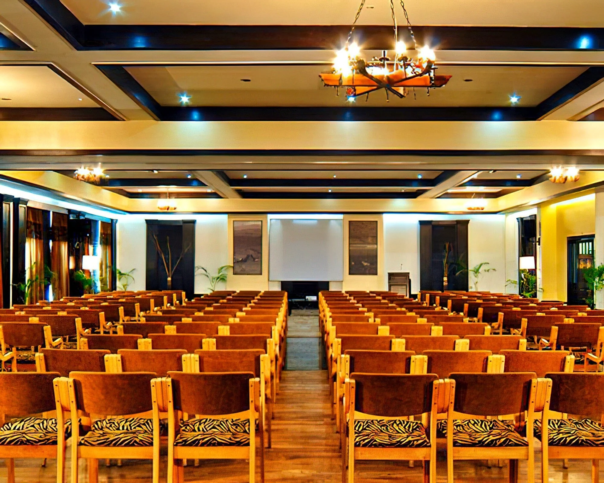 The Riverview Retreat - Image 3